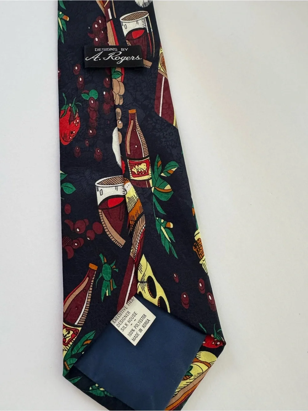 Designs by A. Rogers Winery/Vineyard Theme silk tie